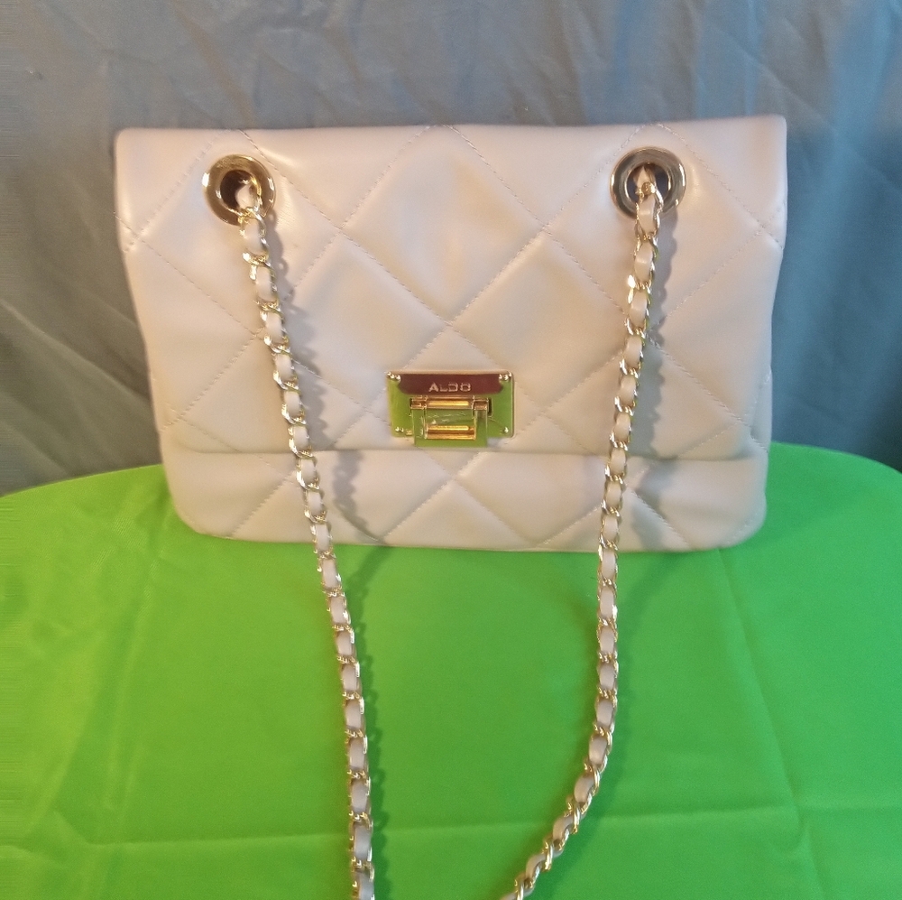 Aldo Pink Goldenshinerr Quilted Chain Crossbody Bag